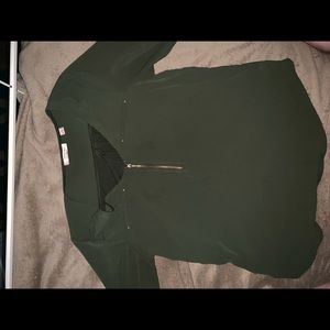 green long sleeve shirt 💚